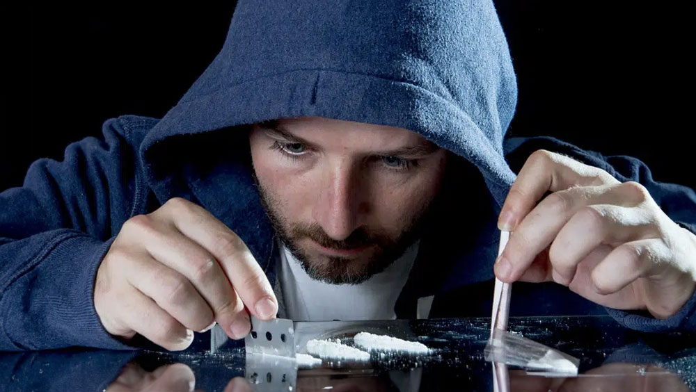 How To Spot A Cocaine Addiction