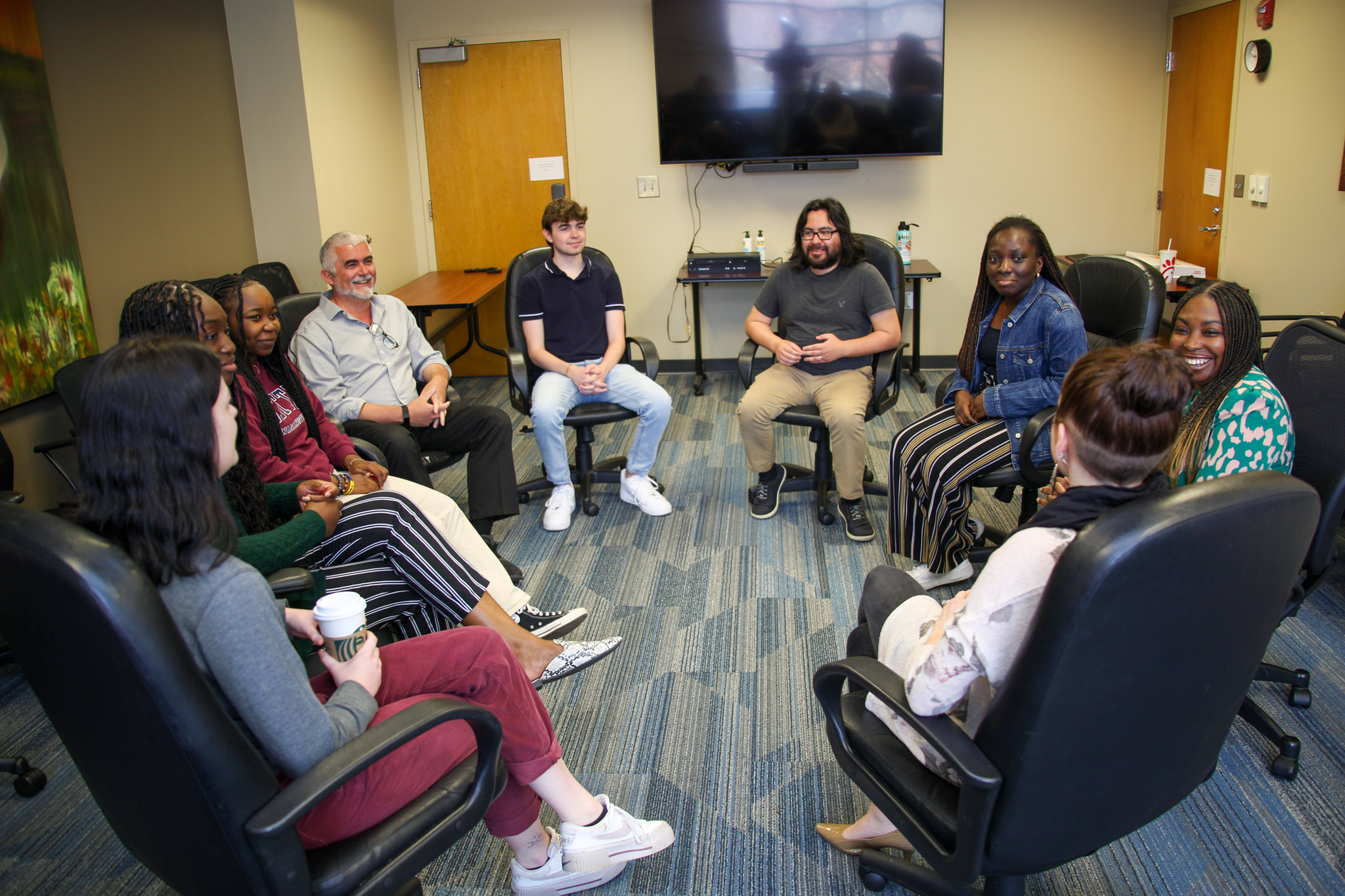 Building Supportive Connections Through Counseling And Peer Support